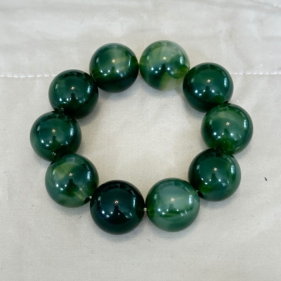 Large Green Nephrite beaded stretchy bracelet, type of Jade. - Picture 1 of 14